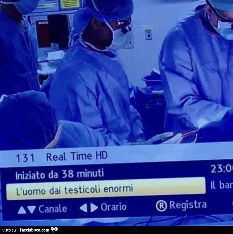 L'uomo dai testicoli enormi